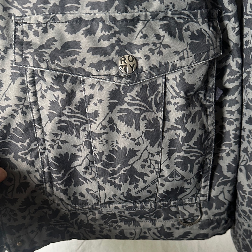 Roxy Charcoal And Black Patterned Utility Jacket - image 7